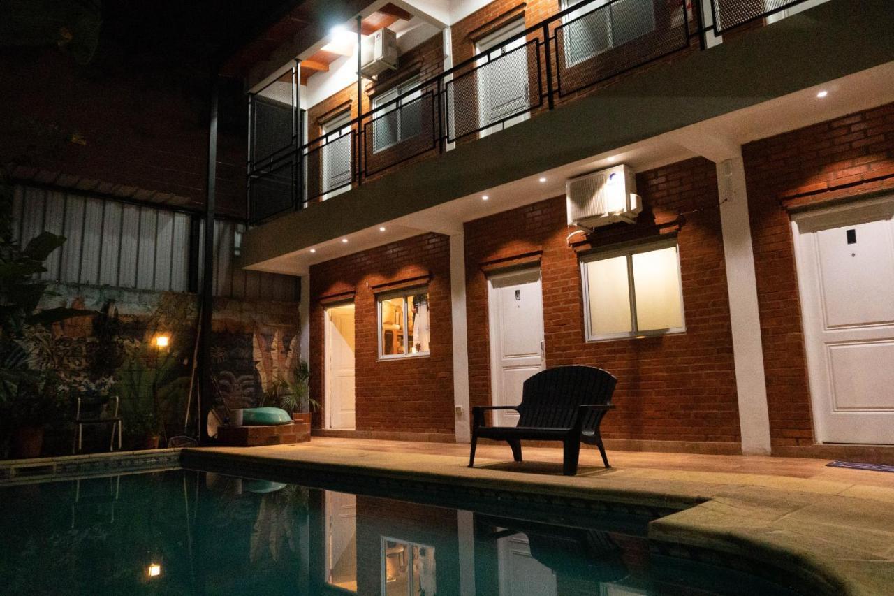 Managua Apart Hotel Пуэрто-Игуасу Экстерьер фото