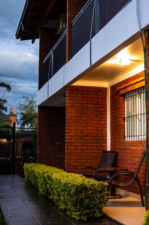 Managua Apart Hotel Пуэрто-Игуасу Экстерьер фото